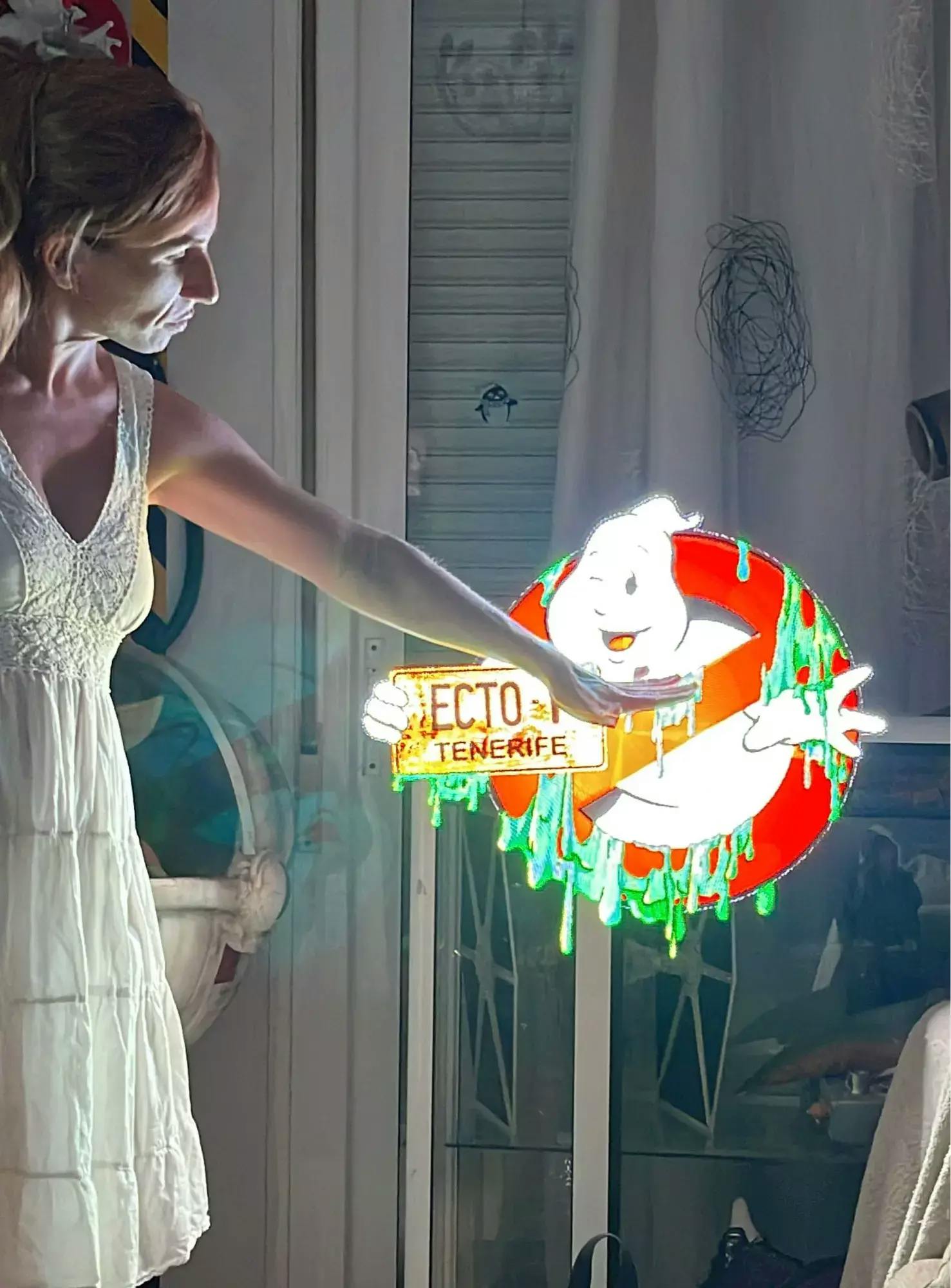monnbello Hologram Fan